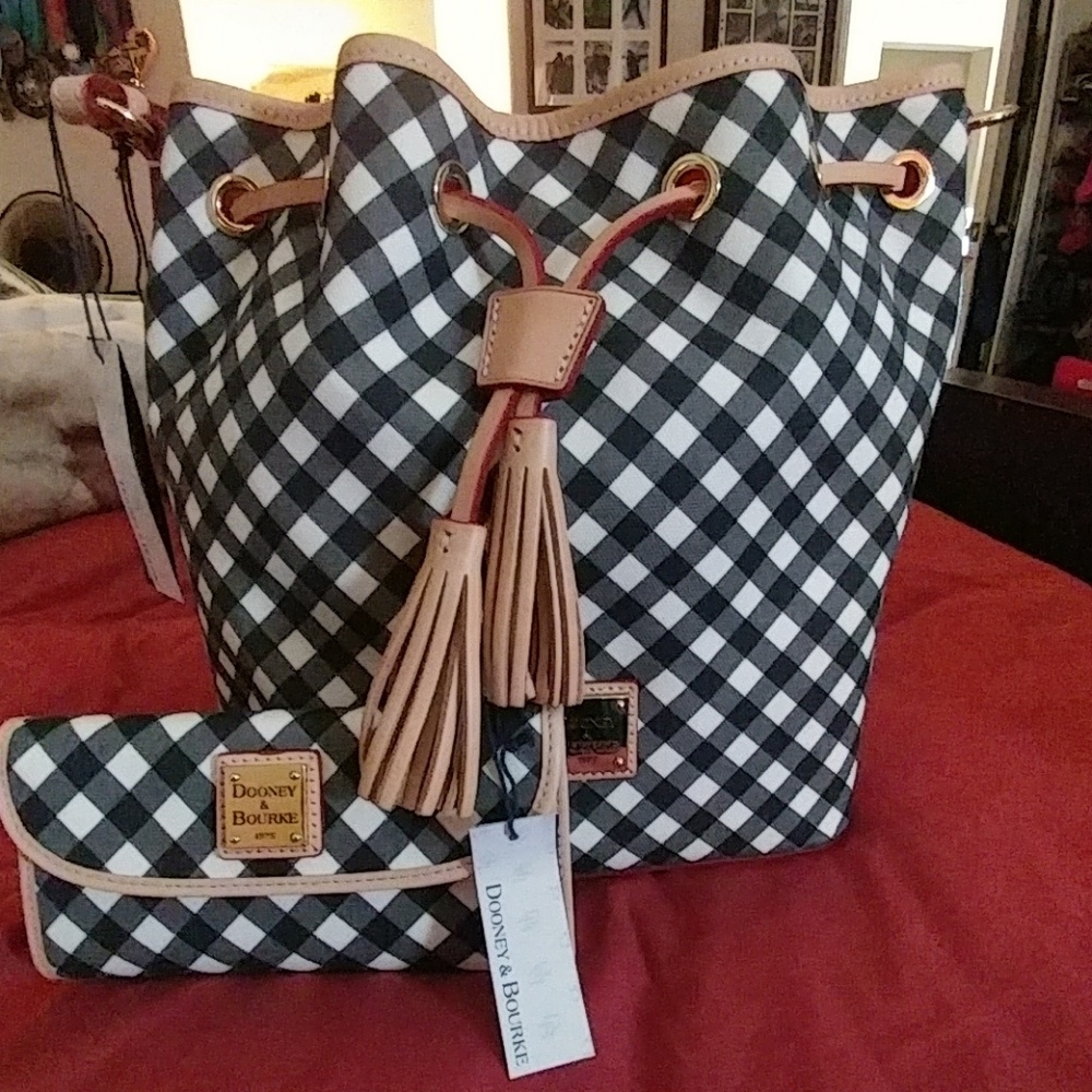 Dooney Bourke Purse and Matching Wallet